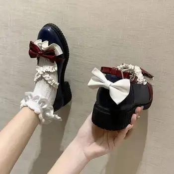 Женская обувь в стиле Лолиты с рюшами и бантом, кожаные туфли с пряжкой в одно слово, темно-белые и красные, французский стиль, круглый носок, квадратный каблук