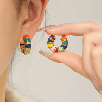 Корейские панк-разноцветные радужные серьги-кольца для женщин 2023, трендовая Эмалевая позолоченная пряжка для ушей, свадебные украшения для вечеринок