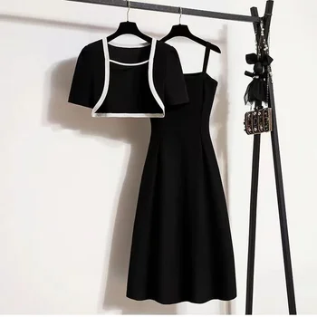 2023 Женский новый тонкий модный костюм, черное платье на бретелях, комплект топов с мясным кардиганом, Y2K Корейская мода Изображение 2