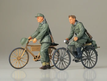 Tamiya 35240 1/35 Военные миниатюры Немецкие солдаты с велосипедами Пластиковые игрушки в сборе Конструкторы для взрослых своими руками Изображение 2