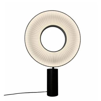 Дизайнерский Креативный стол Настольная лампа Nordic LED Прикроватный светильник для гостиной и спальни в отеле Домашний Декор Лампа для чтения Художественное Освещение Изображение 2